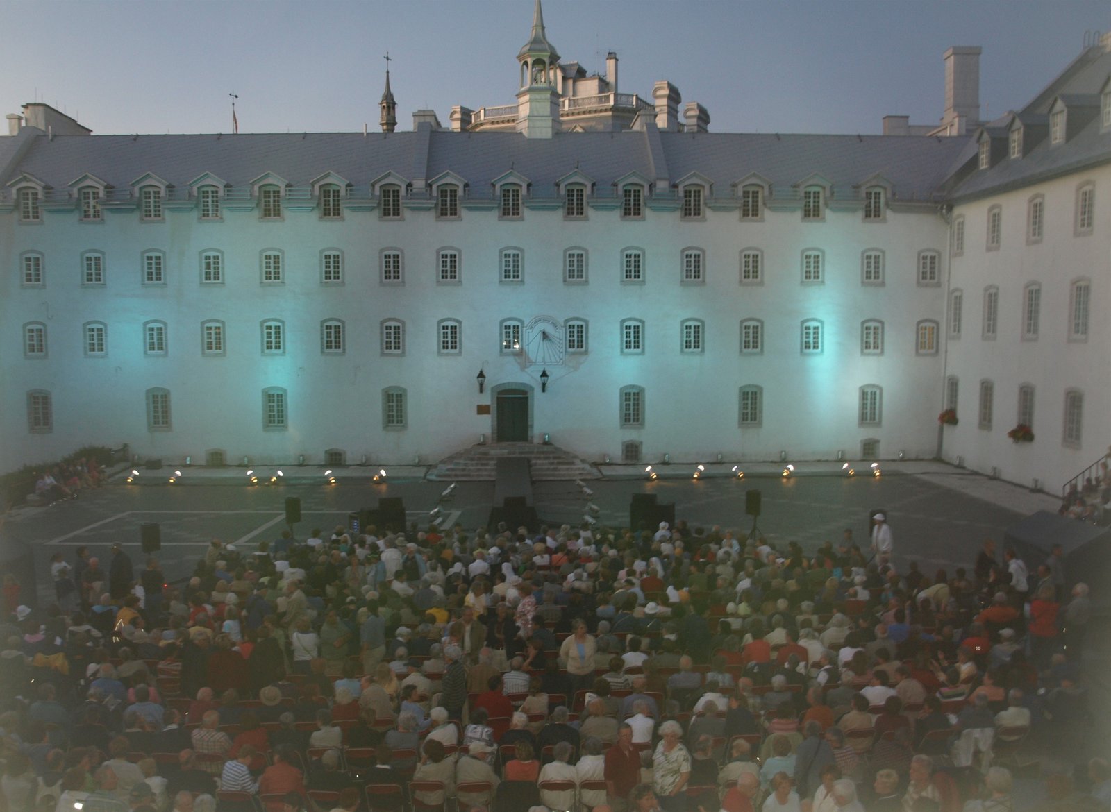 Cour illuminée, jubilé 2008