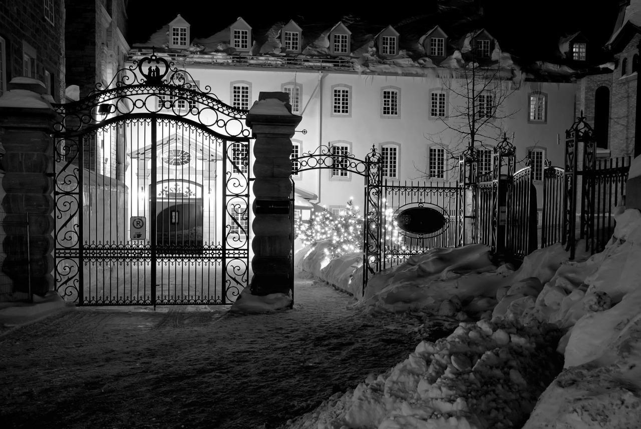 Entrée du Séminaire, nuit d'hiver